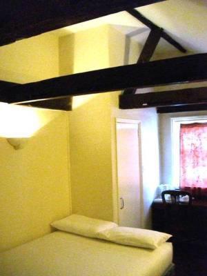 Fitzroy/Cosmo Hotel London Bilik gambar